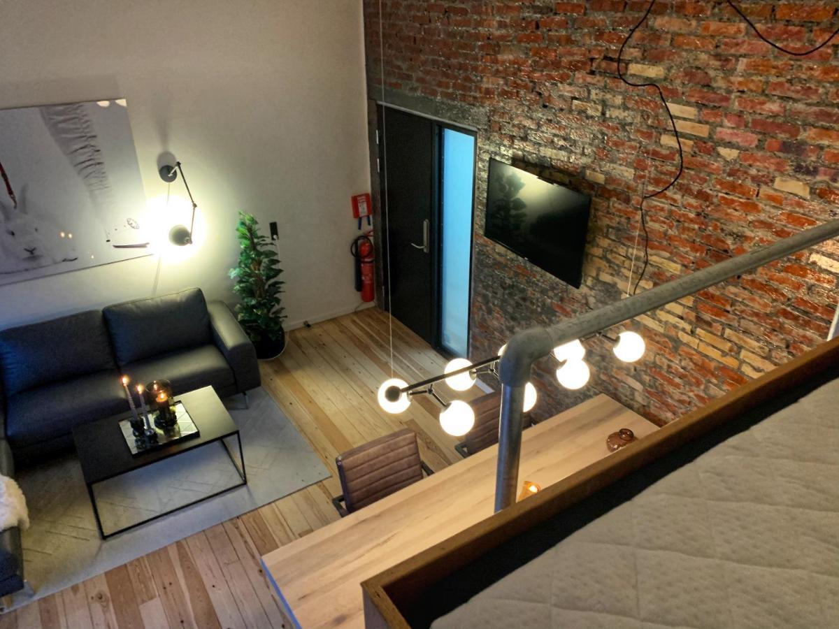 Broncks Apartment 5 - Modern 2-Bedroom In The Heart Of Torshavn Ngoại thất bức ảnh