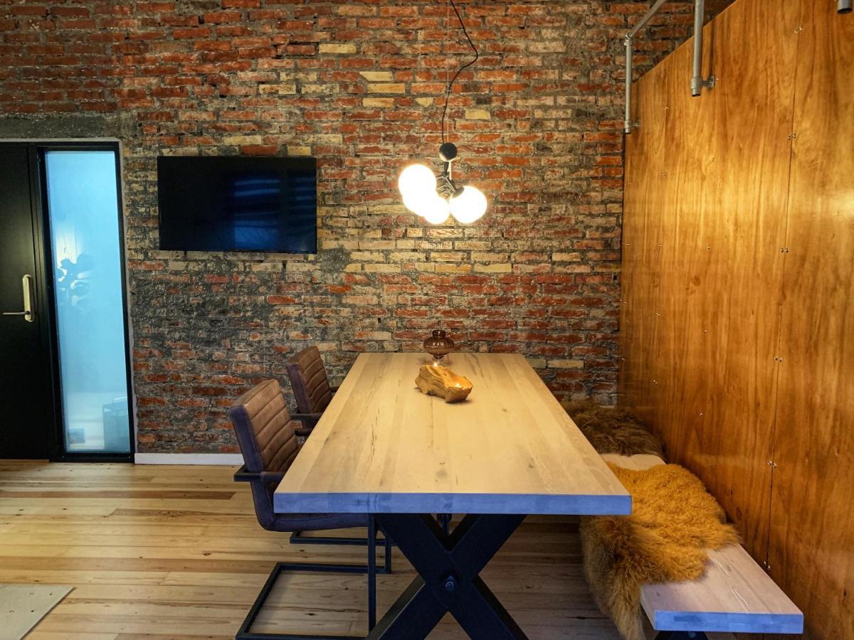 Broncks Apartment 5 - Modern 2-Bedroom In The Heart Of Torshavn Ngoại thất bức ảnh