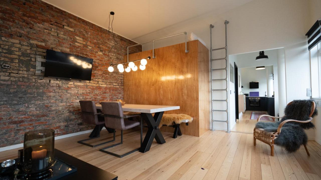 Broncks Apartment 5 - Modern 2-Bedroom In The Heart Of Torshavn Ngoại thất bức ảnh