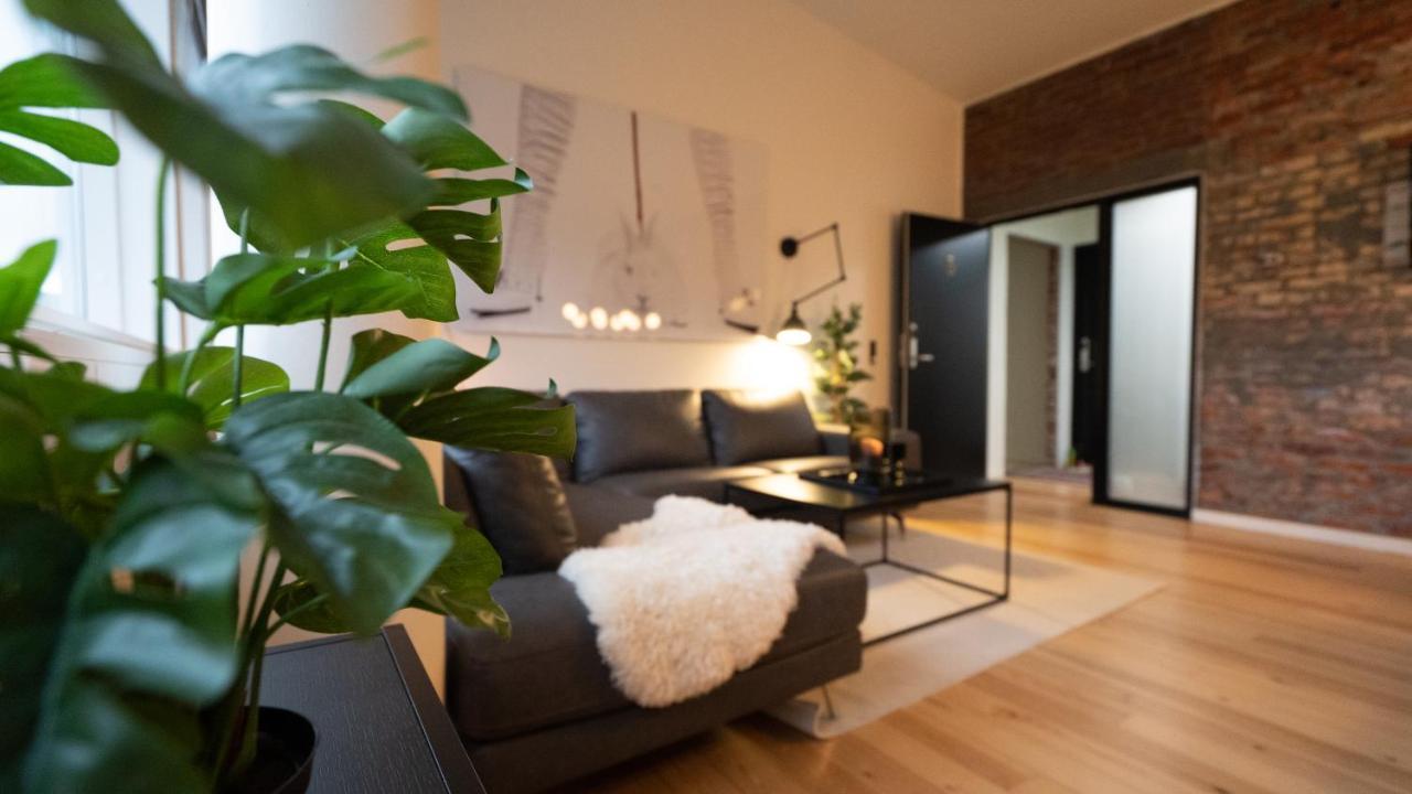 Broncks Apartment 5 - Modern 2-Bedroom In The Heart Of Torshavn Ngoại thất bức ảnh